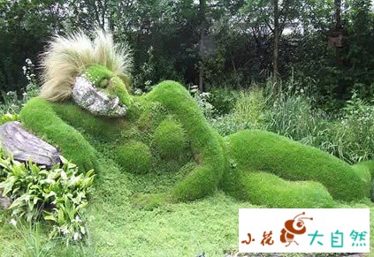 世界十大最经典草雕作品