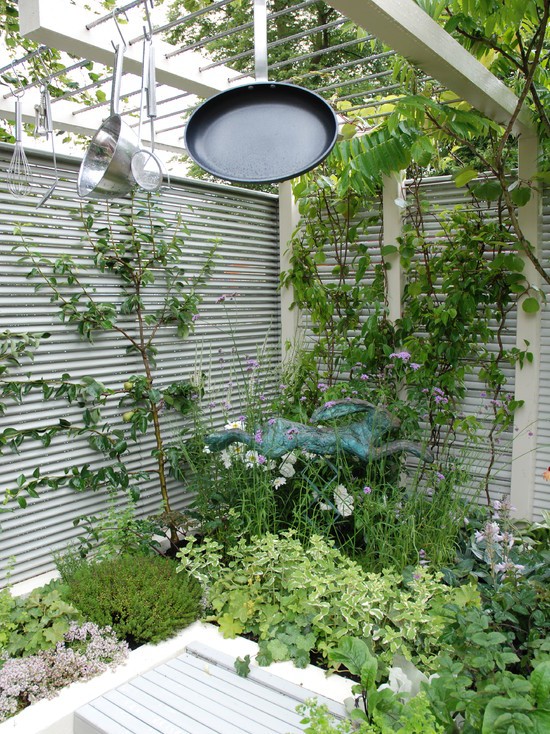 别再浪费你家的阳台和院子了，赶快改造起来吧！