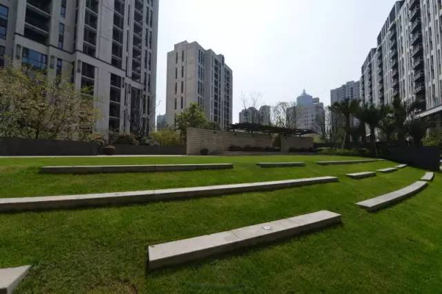 50个草坪微地形营造案例