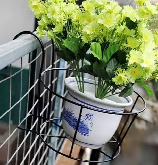 阳台总是不够用，挑些小件来帮忙！