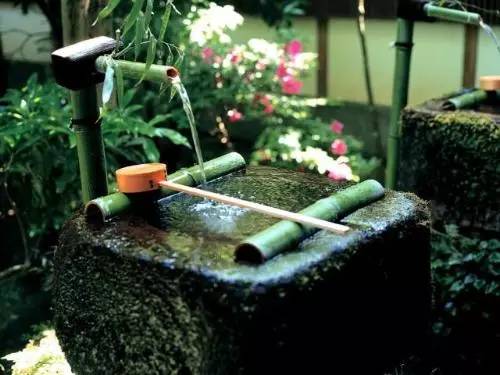 日本庭院中的“添水”