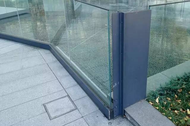 日本大阪Grand Front变态景观细部解析