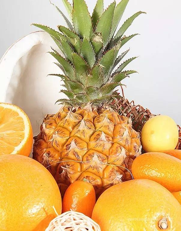 一束管饱的蔬菜花束