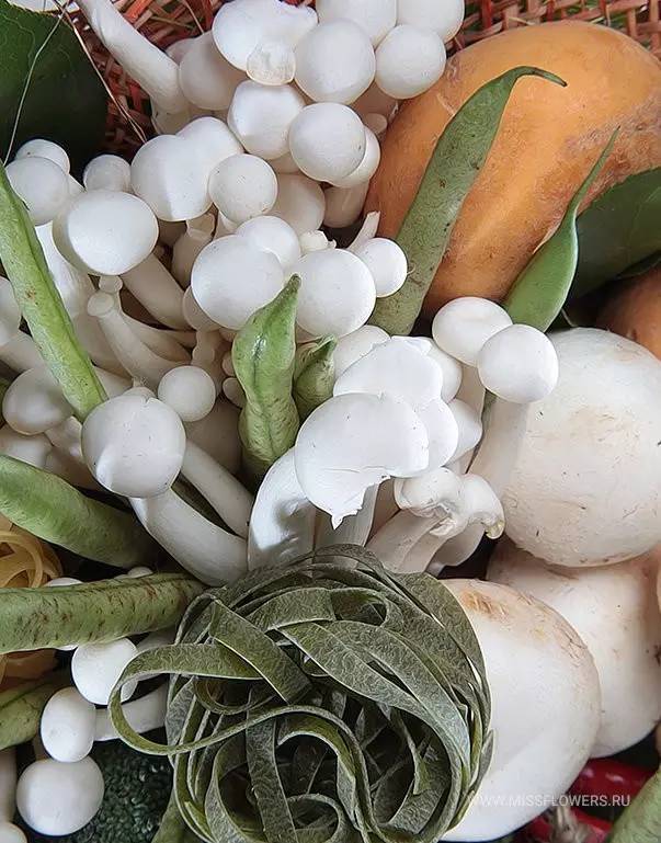 一束管饱的蔬菜花束