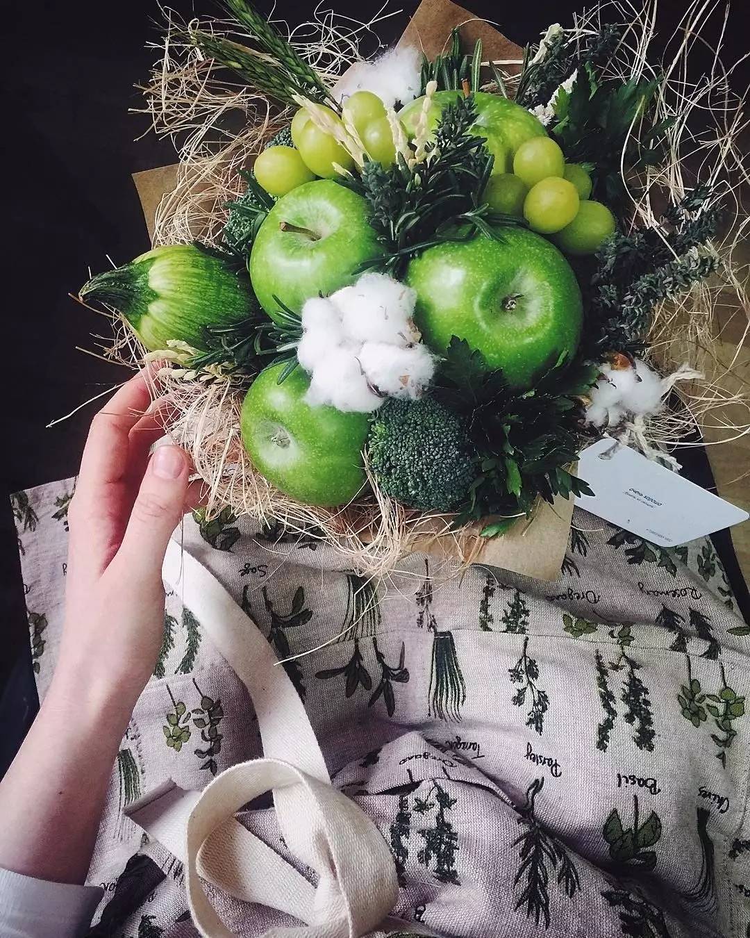 花艺 | 蔬菜水果花束，花前月下柴米油盐两不误