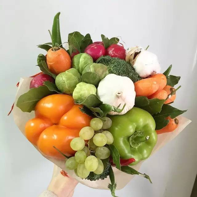 花艺 | 蔬菜水果花束，花前月下柴米油盐两不误