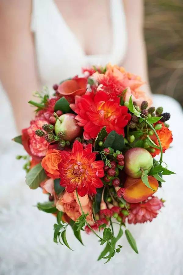 水果竟也能做成手捧花