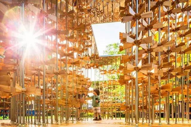 互动风车能量亭